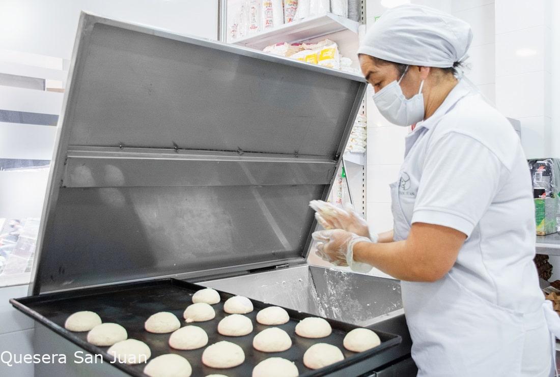Arepas Horneadas de Queso